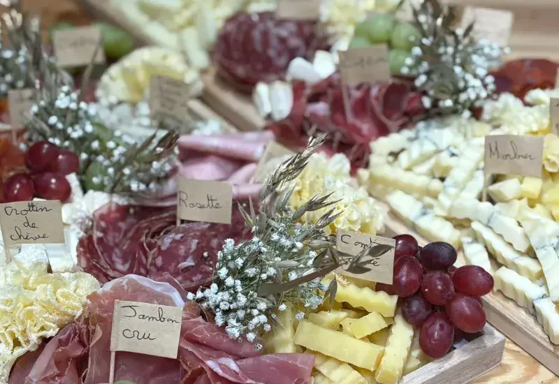 Plateau de charcuterie pour votre événement avec votre Food Truck dans l'Hérault